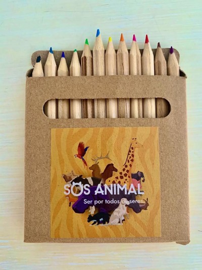 Estojo de lápis de cor ecológico com etiqueta SOS ANIMAL e desenho de animais