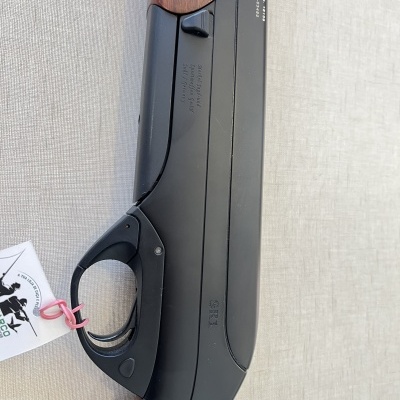 Espingarda de madeira e metal com marcação BERETTA MADE IN ITALY