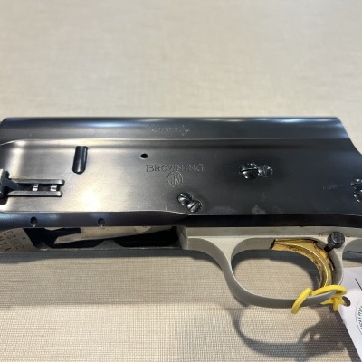 BROWNING EVENTY *VENDIDA