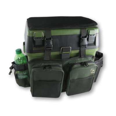 Mala multifuncional verde e preta com bolsas frontais e garrafa