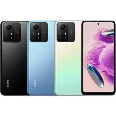 Quatro smartphones Redmi em cores preta, azul, verde e ecrã ligado, com câmara traseira múltipla