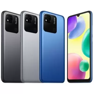 Quatro smartphones Redmi em várias cores com câmeras traseiras quadradas, um com ecrã colorido à frente