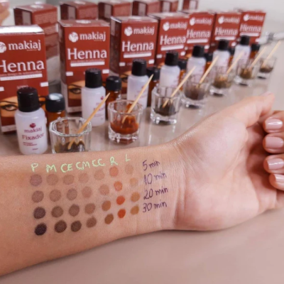 Henna&#x20;P&#x00F3;&#x20;Makiaj&#x20;Castanho&#x20;M&#x00E9;dio
