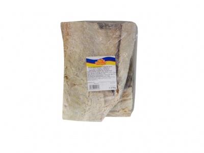 Manta bege com rótulo colorido embalada em plástico sobre fundo branco