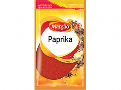 Pacote de papel de paprika da marca Margão, vermelho e amarelo
