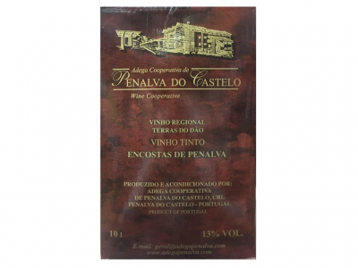 Rótulo de vinho tinto da Adega Cooperativa de Penalva do Castelo com texto e ilustração em dourado