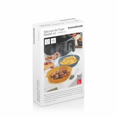 Embalagem branca com cestas de silicone para air fryer azul e amarela e comida frita