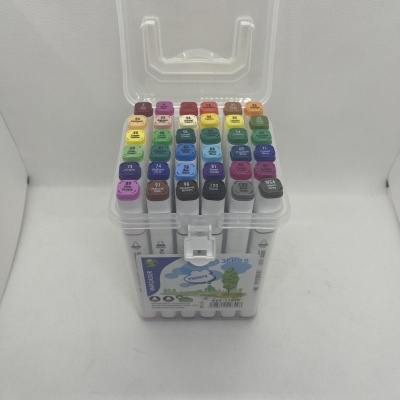 Estojo transparente com 24 marcadores coloridos e etiquetas nas tampas