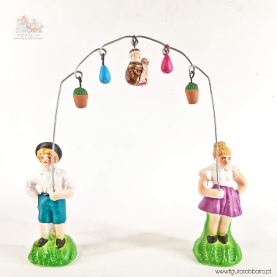 Casal com Arcos Santos Populares