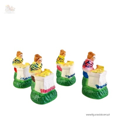 Vendedoras de Doces na Banca