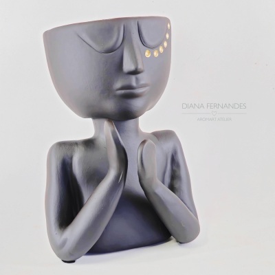 Jarra com Rosto Preta