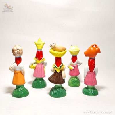 Conjunto de 5 Figuras para o Presépio Tradicional