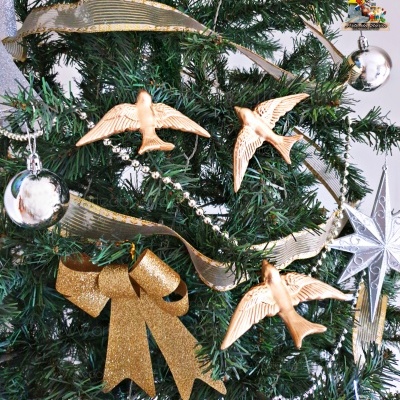 Conjunto de 3 andorinhas douradas