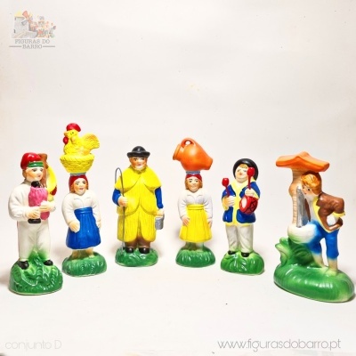 Conjunto de 12 Figuras para o Presépio ou Cascata de São João