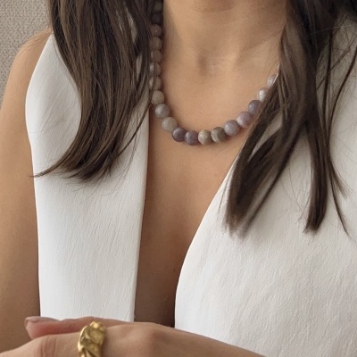 Colar pedras naturais lilás