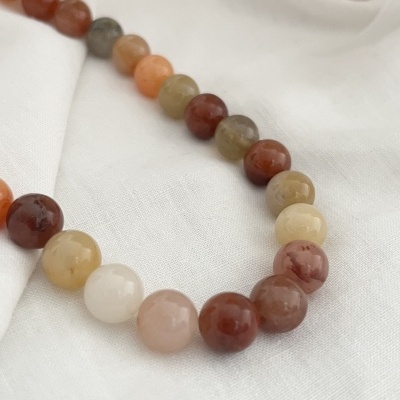 Colar pedras naturais