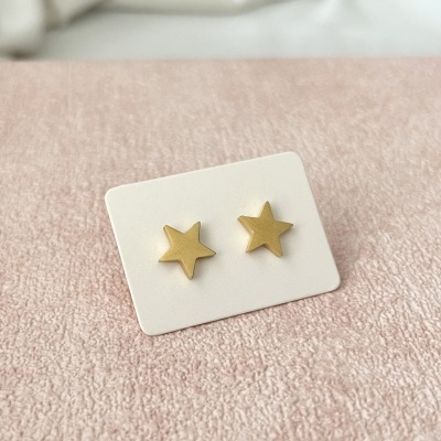 Brincos estrela