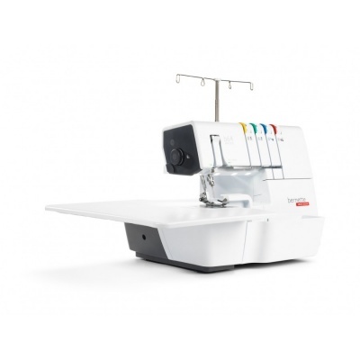 Bernette Overlock B64