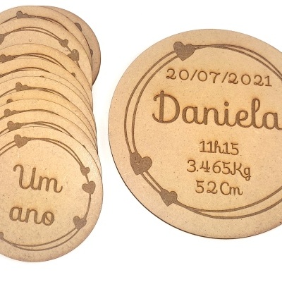 Placas de Nascimento corações