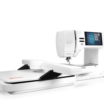 Máquina de bordar Bernina 700