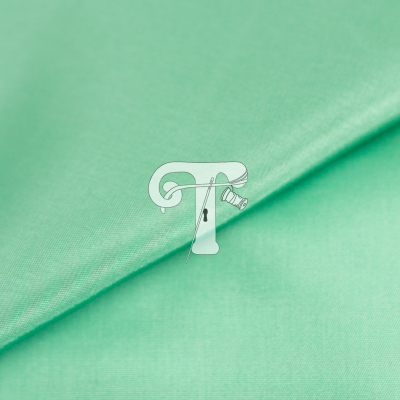 Tecido verde menta liso com brilho suave