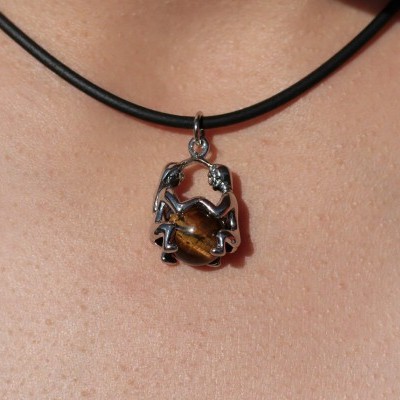 Colar Com Pedra e Signo do Zodíaco Colar Com Pedra e Signo do Zodíaco