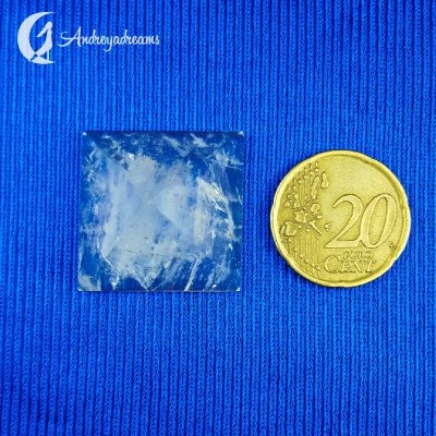 PIRÂMIDE DE QUARTZO 2,5cm PIRÂMIDE DE QUARTZO 2,5cm