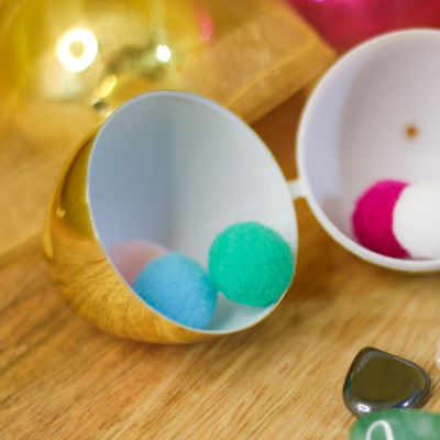 Ovo Místico com Cristais e Colar