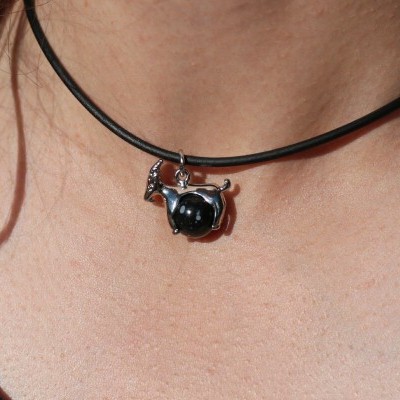 Colar Com Pedra e Signo do Zodíaco Colar Com Pedra e Signo do Zodíaco