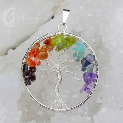 Pendente Árvore da Vida com Pedras dos Chakras Pendente Árvore da Vida com Pedras dos Chakras