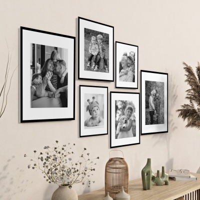 Quadro personalizado com simulação visual de passepartout e moldura