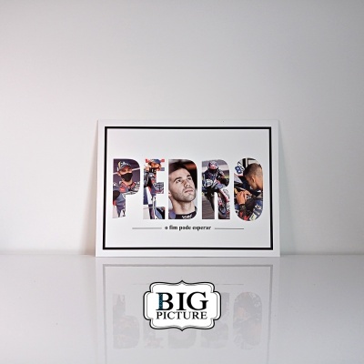 Quadro com moldura preta e texto 'PERDOA' com imagens e frase 'o fim pode esperar' em fundo branco