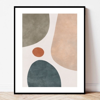 Quadro com formas abstratas coloridas em moldura preta