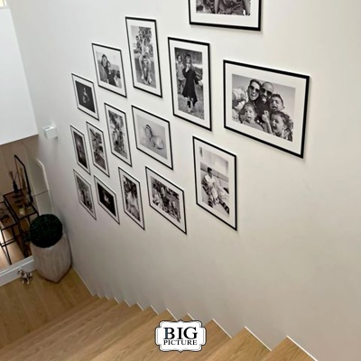 Quadro personalizado com simulação visual de passepartout e moldura