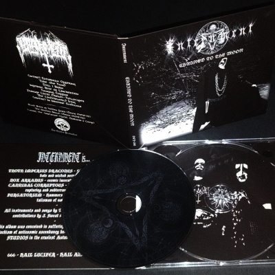 INTERNMENT - Chained to the Moon   Digipack CD (with bonus songs)