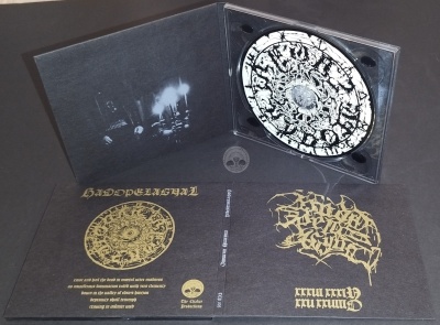 HADOPELAGYAL Bundle (CD digipack + Metal Pin)