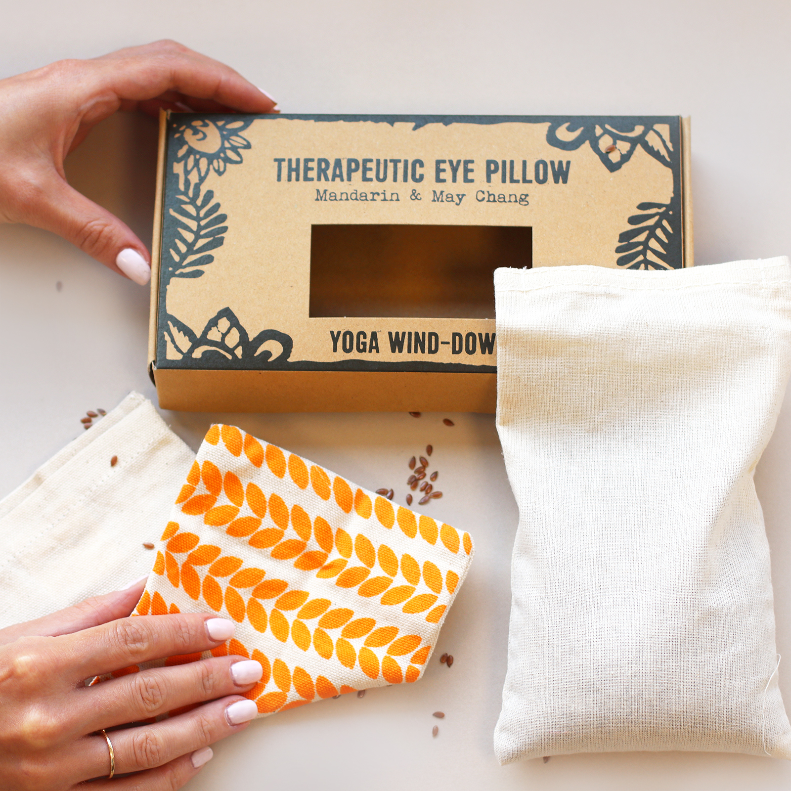 Almofada de Olhos | Mandarina e May Chang | Tranquilidade e clareza Almofada de Olhos | Mandarina e May Chang | Tranquilidade e clareza