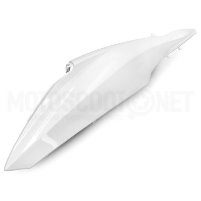 Painel lateral branco para mota em plástico liso e brilhante