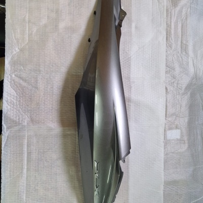 CARENAGEM TRASEIRA ESQUERDA PCX 10-13