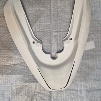 CARENAGEM PEGA TRASEIRA PCX 10-13