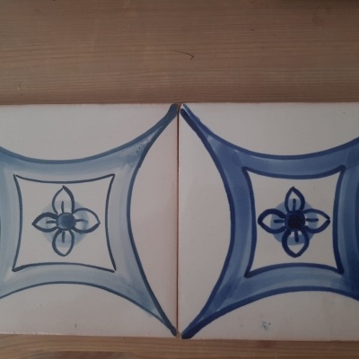 Portuguese tiles, backsplash with  hand painted tiles, decorative tile, replica tile, blue tiles