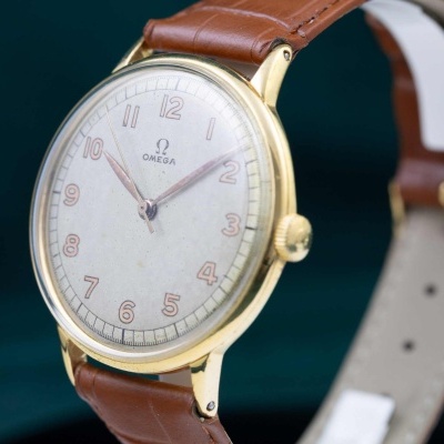 Omega Classic 2325/2