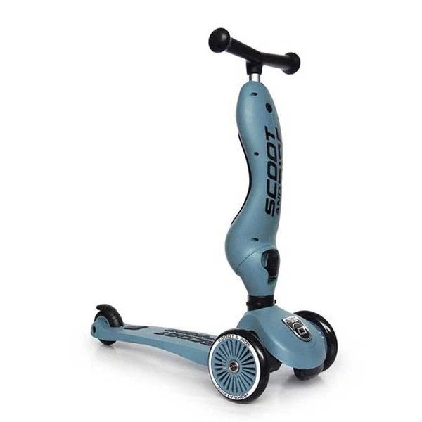 Trotinete azul com rodas dianteiras grandes e texto SCOOT no guiador