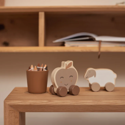 Maça sob rodas - Jolle In