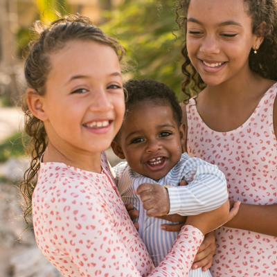 FATO DE BANHO COM MANGAS LEOPARDO ROSA - SWIM ESSENTIALS