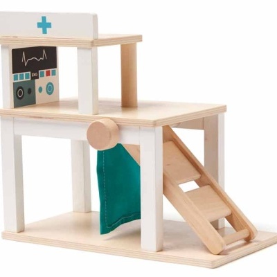 Hospital em madeira- KID´S CONCEPT