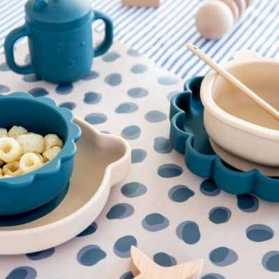 TIGELA LEÃO EM SILICONE COM VENTOSA - Balsam Blue