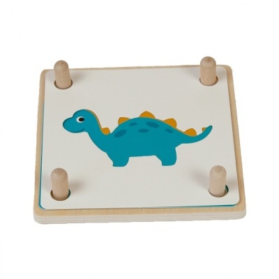 Peça quadrada de madeira com figura de dinossauro azul e pinos de madeira