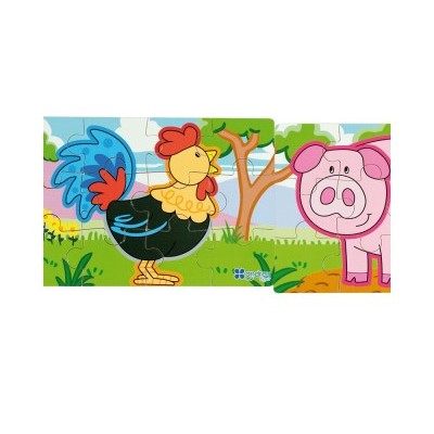 Puzzle infantil com ilustração de um galo e um porco num cenário exterior.