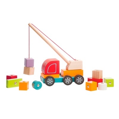 Brinquedo de madeira camião com guindaste e blocos coloridos